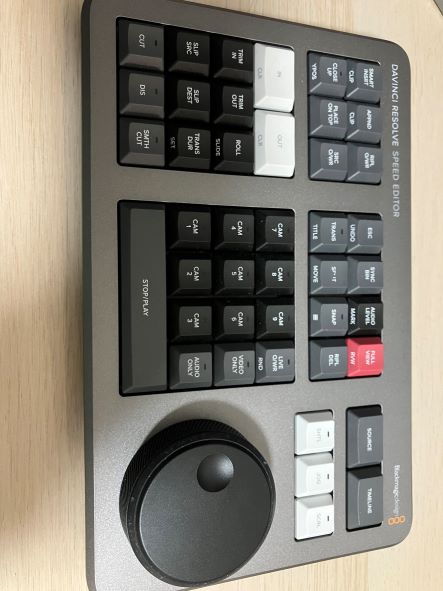 Davinci Resolve Speed Editor